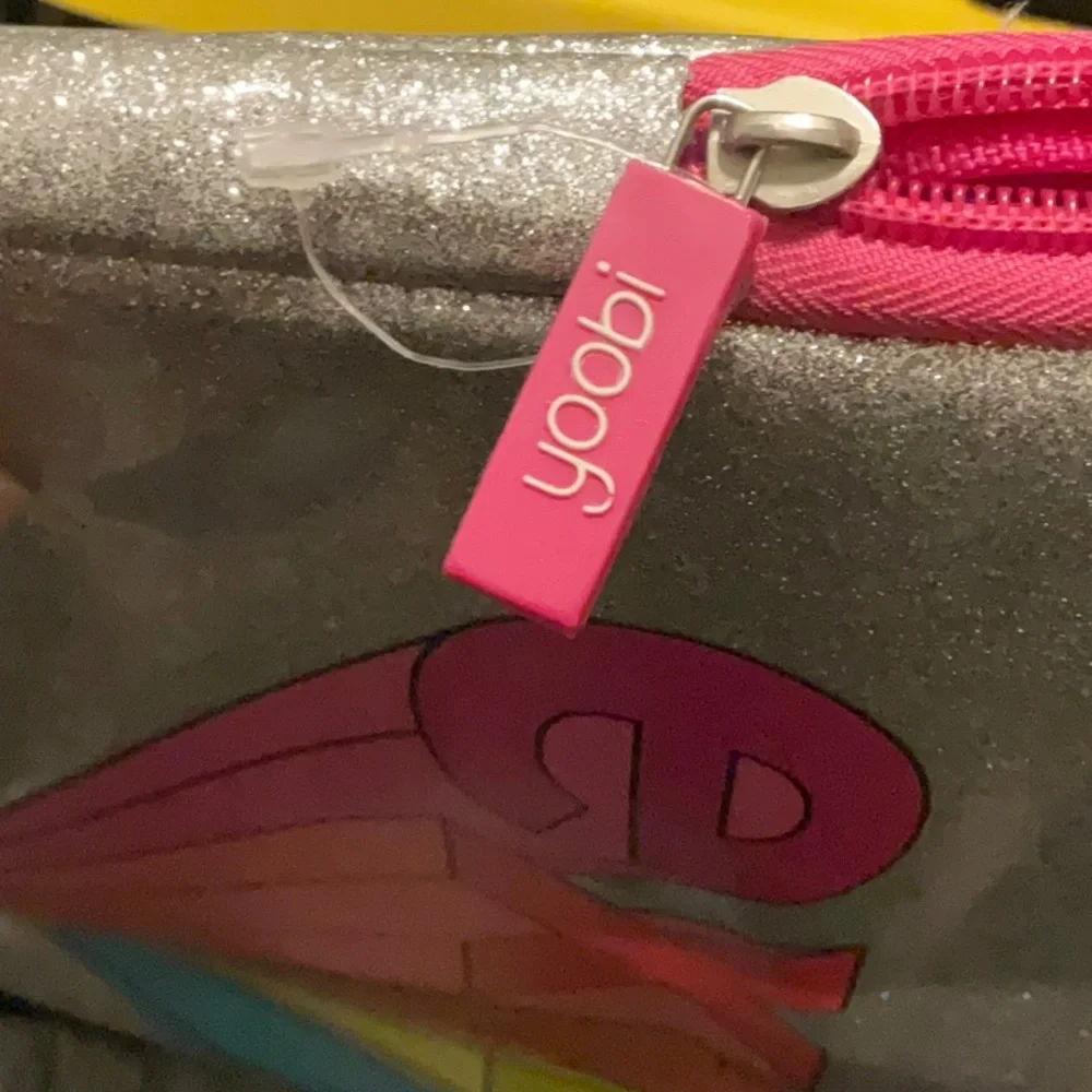 Yoobi Laptop Sleeve.